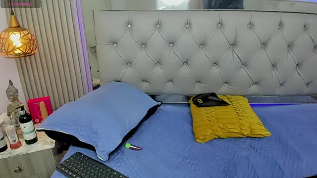 Estiv18_ live sex cam