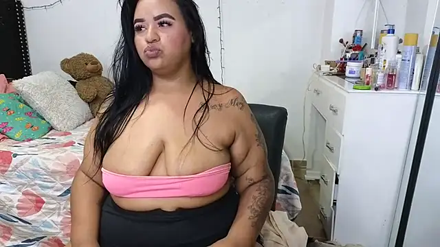 charlotte_077's cam snapshot