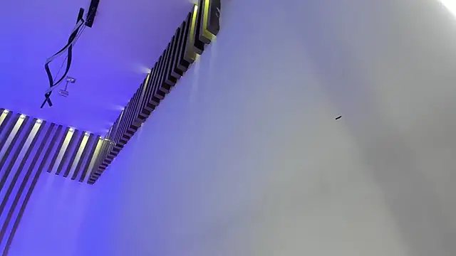 TinaJonnes_'s cam snapshot