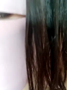 Queen-15 live sex cam