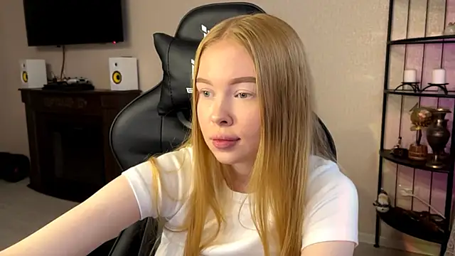 RaguelNicksons's cam snapshot