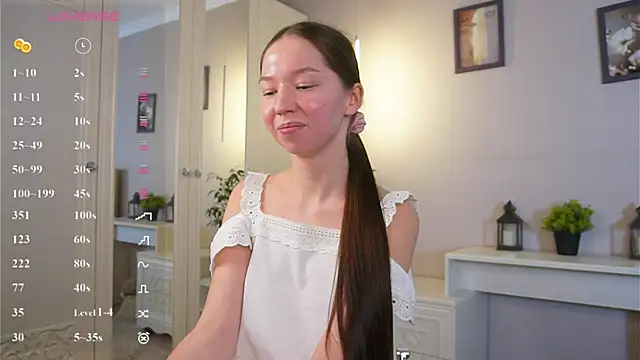 MayaHjelm's cam snapshot