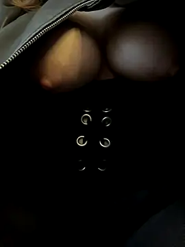 CrazyTori's cam snapshot