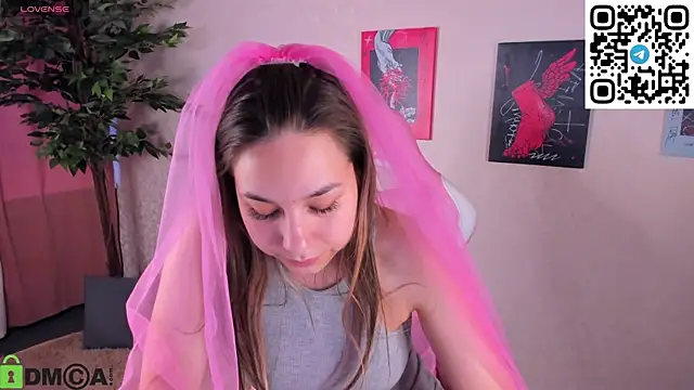 Al1ice_Moures's cam snapshot