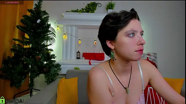 Sara_Frayer's cam snapshot