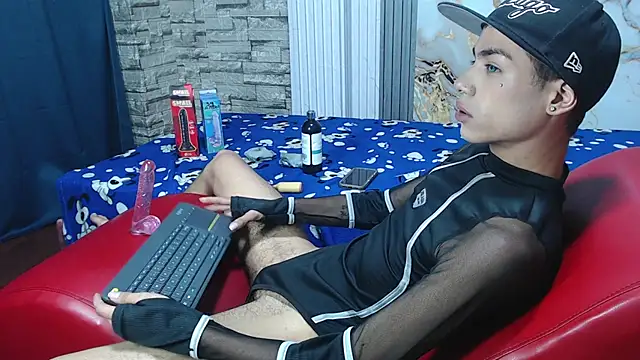 maverickhotson303av live sex cam