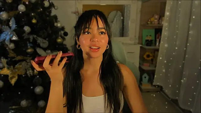 dear_oliviaa_'s cam snapshot