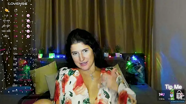 Alianna_Solo_Kisses's cam snapshot