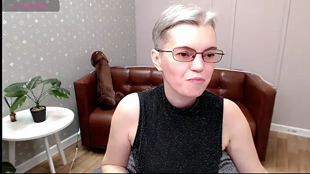 Cutie_Erikaa1's cam snapshot