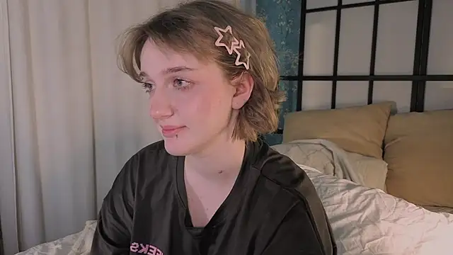 ELLIEJAY's cam snapshot