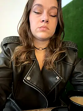 CrazyTori's cam snapshot