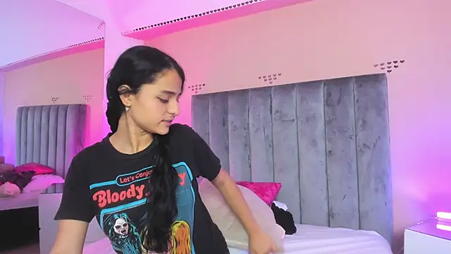 Giselle_Roldan's cam snapshot