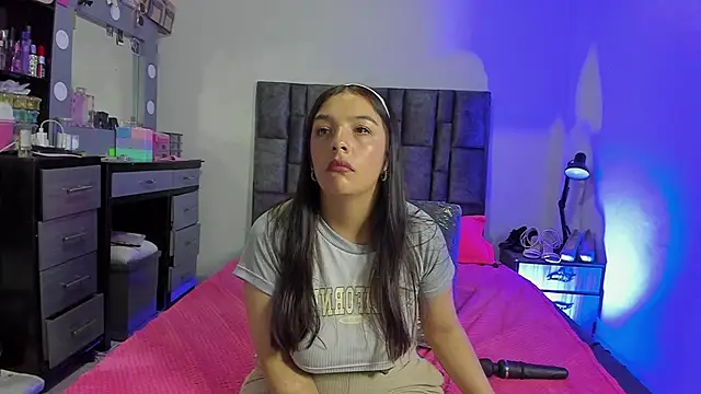 Esmeraldaa-'s cam snapshot