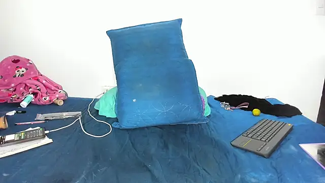 Arantza_Hill's cam snapshot