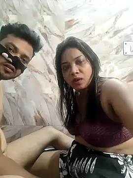 hornyzinia123's cam snapshot