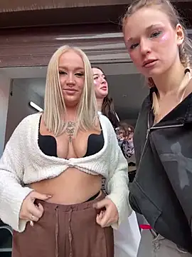 RollDolls's cam snapshot