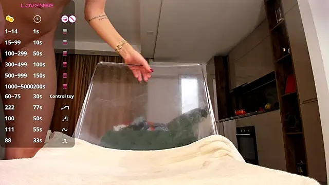 jeniffer100 live sex cam