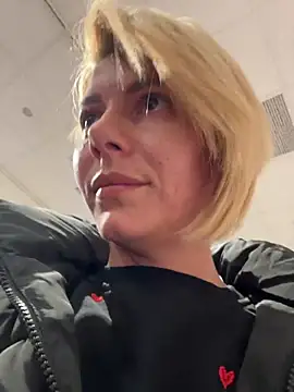 tanyagrey's cam snapshot