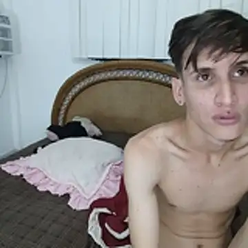 Milfvalesk live sex cam