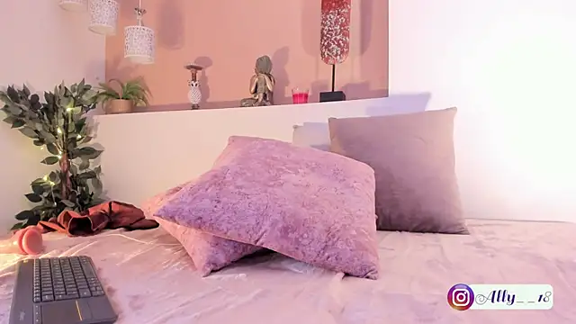 Ally_addams live sex cam
