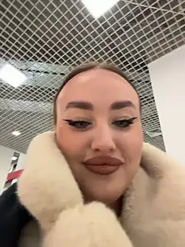 KiraSunshine live sex cam