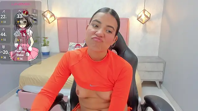 chelsyquinn's cam snapshot