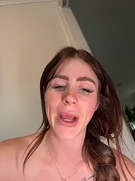 aus_queen live sex cam