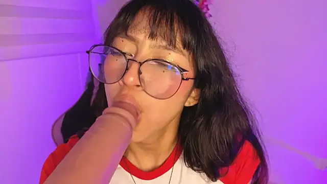 Yommi_Winx's cam snapshot