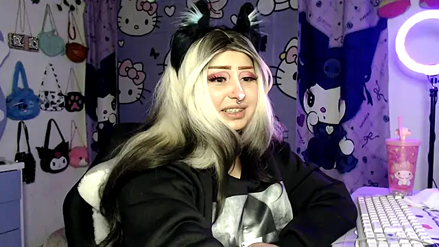 lussyevans24's cam snapshot