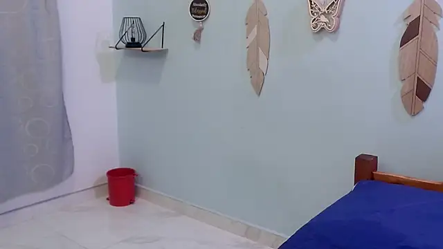 ashlyanaldeep18 live sex cam