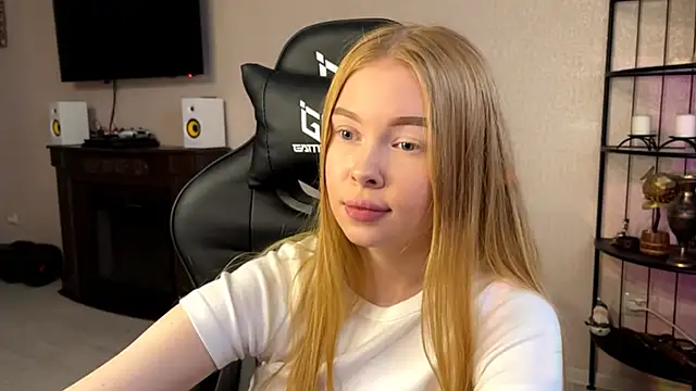 RaguelNicksons's web cam