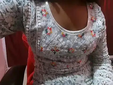 pari_rani7's cam snapshot