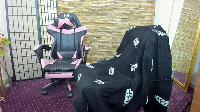 AishaRouhi's cam snapshot