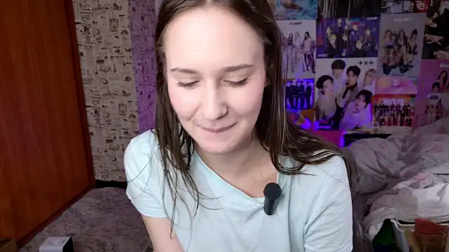 LucyRose3's cam snapshot