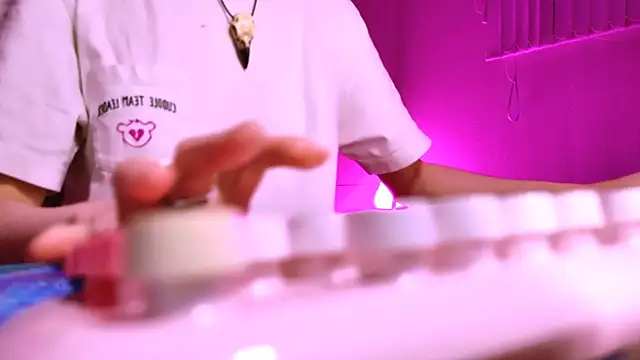 Yoka_paradoXXX's cam snapshot