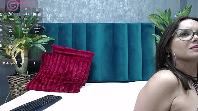 Roxie_Anne's cam snapshot