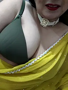 janvi_100 live sex cam