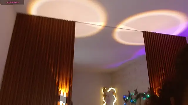 Daphnne_tay's cam snapshot