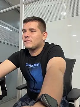 ian_david_Xxx's cam snapshot