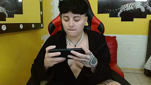 isabeautyx19's cam snapshot