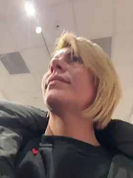 tanyagrey's cam snapshot