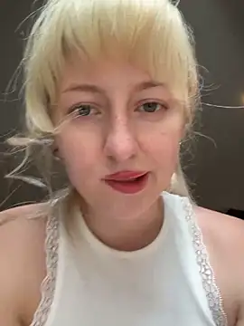 RonnieKiss's cam snapshot