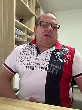 coupleLatinaLovers live sex cam