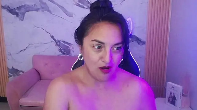 tamara_ch1's cam snapshot