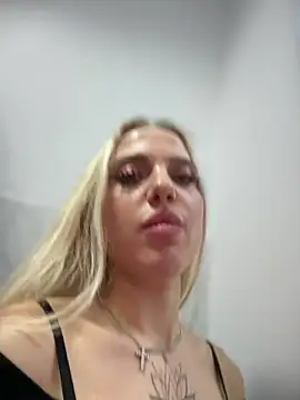 pinkstar_'s cam snapshot