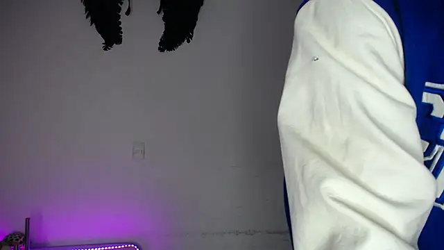 lucky_stricke's cam snapshot