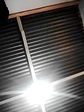 cougarpleaz's cam snapshot