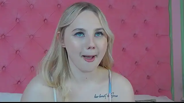 Sky_Cutie's cam snapshot