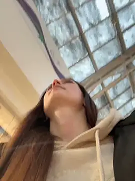 ZaraHill's cam snapshot