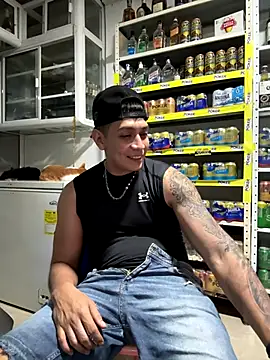 OliverWest04's cam snapshot